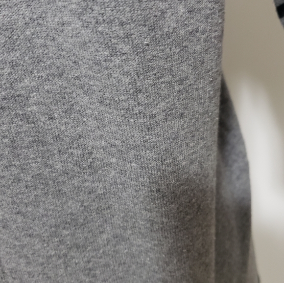 3/$15 Smart set cotton/nylon cardigan - Picture 5 of 5